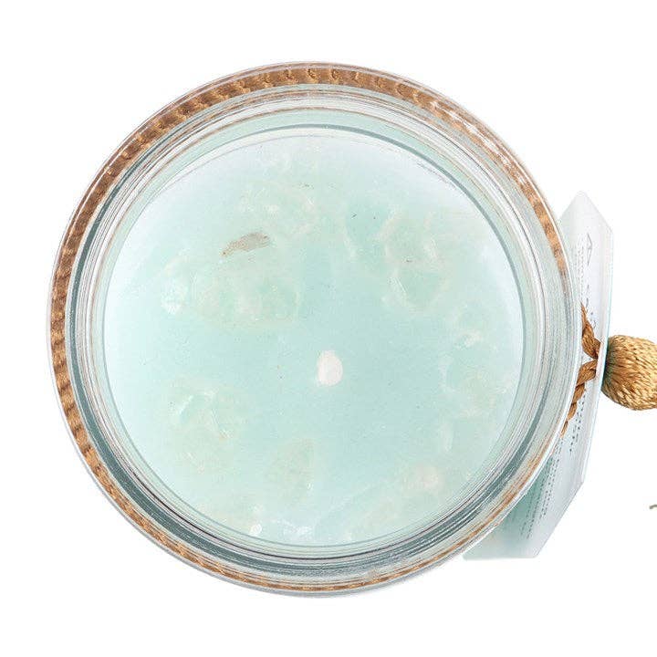 Weiße Salbei-Röhrenkerze mit klaren Quarzkristallen