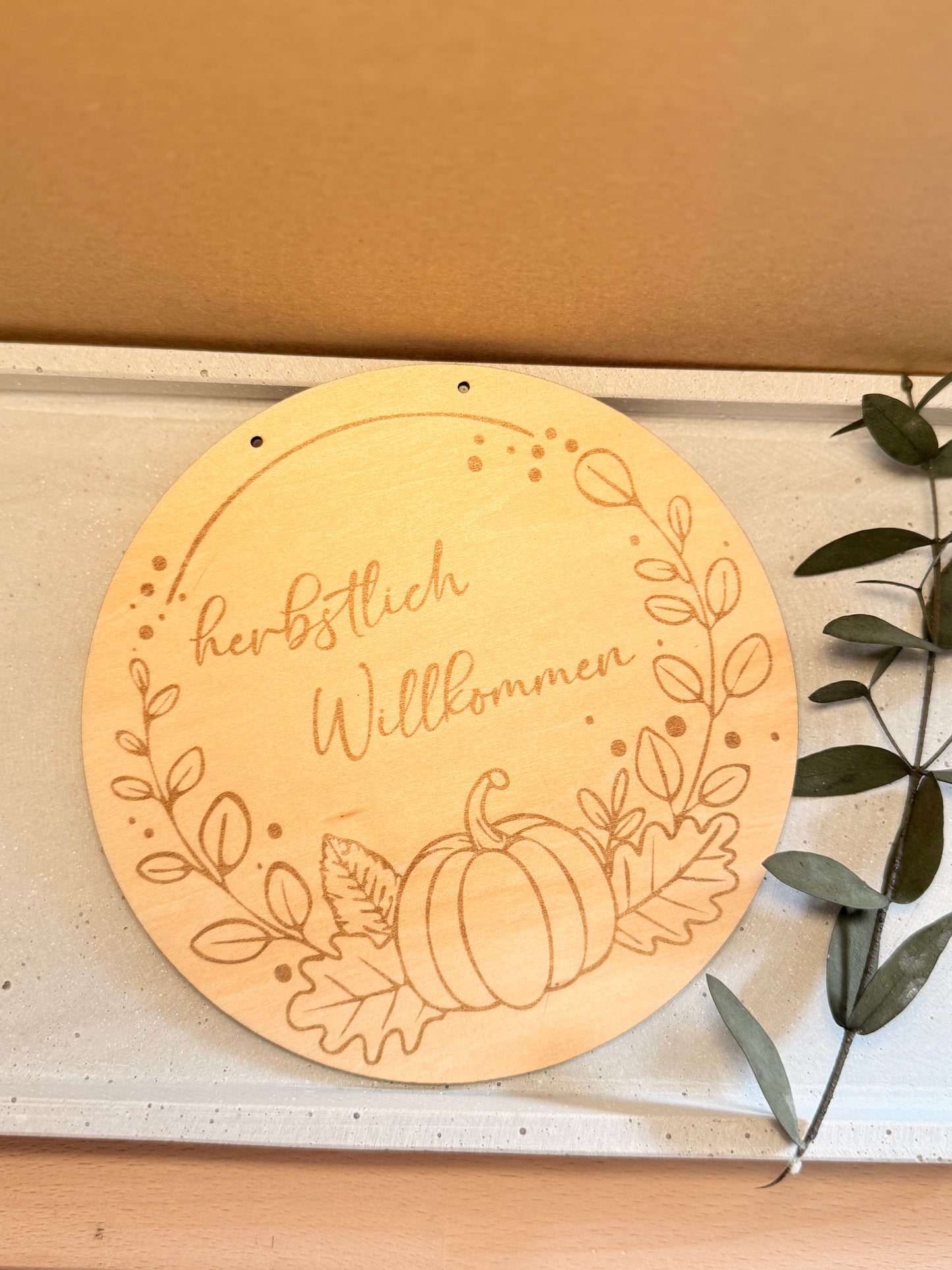 Holzschild Willkommen / personalisierbar