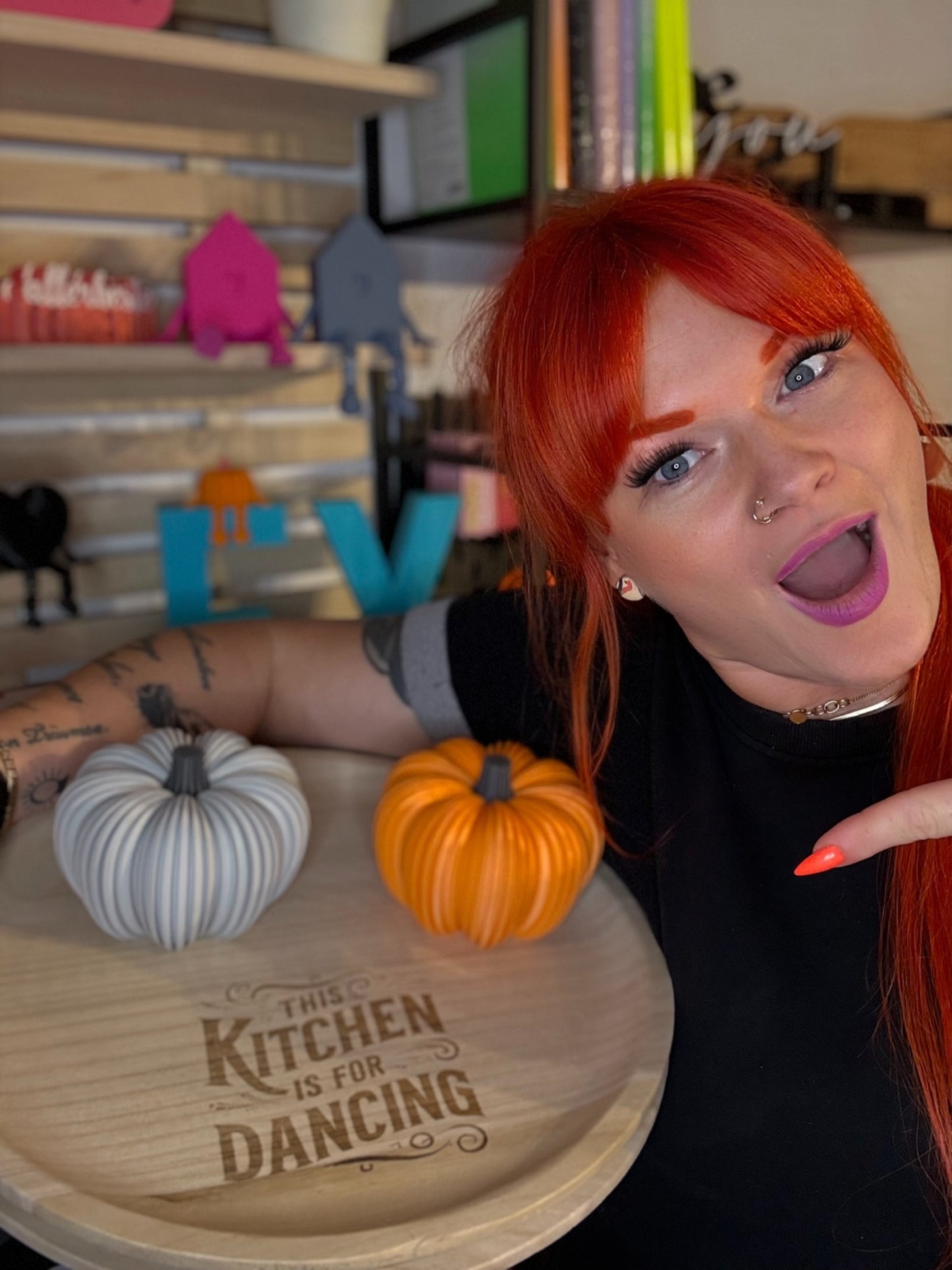 Holztablett – „Pommes & Champagner“ oder „This Kitchen is for Dancing“
