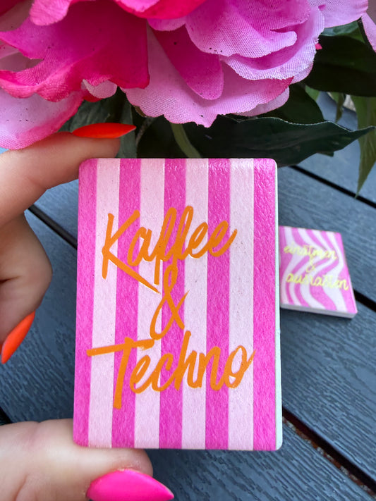 Kühlschrankmagnet aus Keramik mit Statement-Design