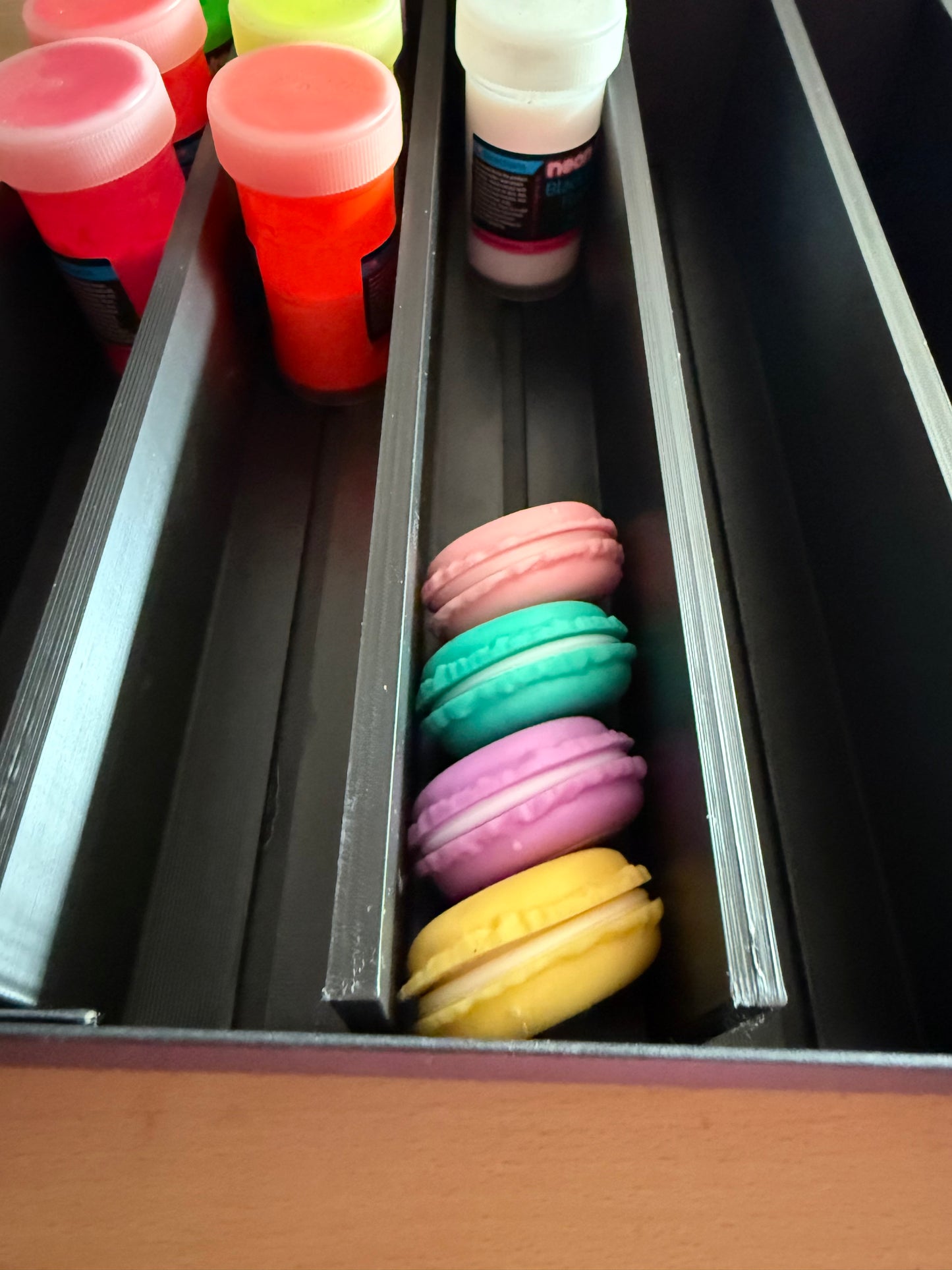 Edle Sortierbox Schwarz
