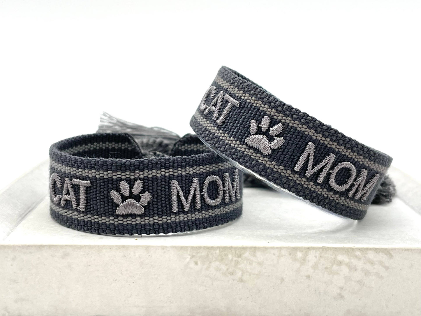 CAT MOM Statement Armband gewebt, bestickt