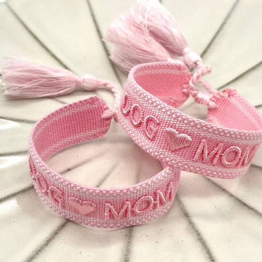 DOG MOM Statement Armband gewebt, bestickt