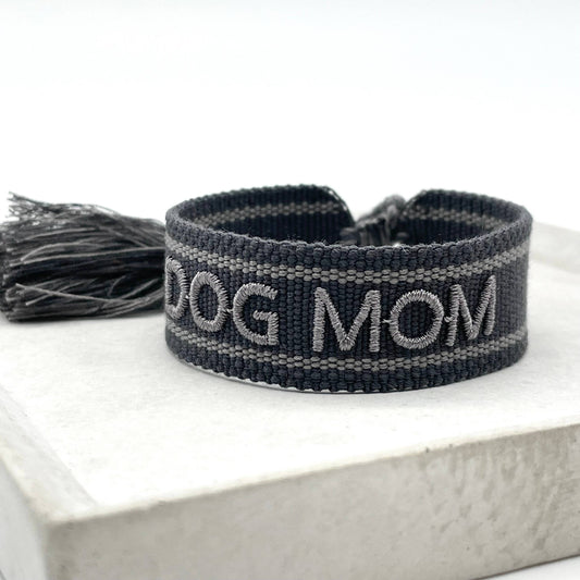 DOG MOM Statement Armband gewebt, bestickt