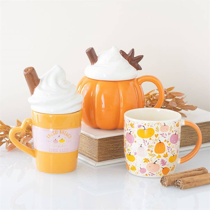 Herbsttasse mit Kürbisaufdruck in Pink und Orange
