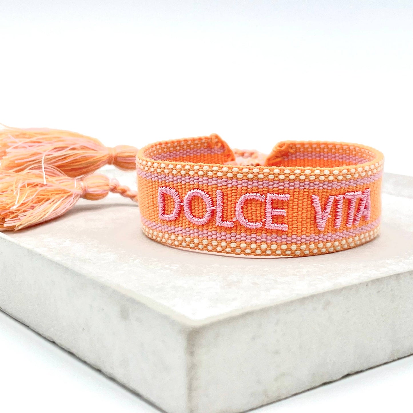 DOLCE VITA Statement Armband gewebt, bestickt