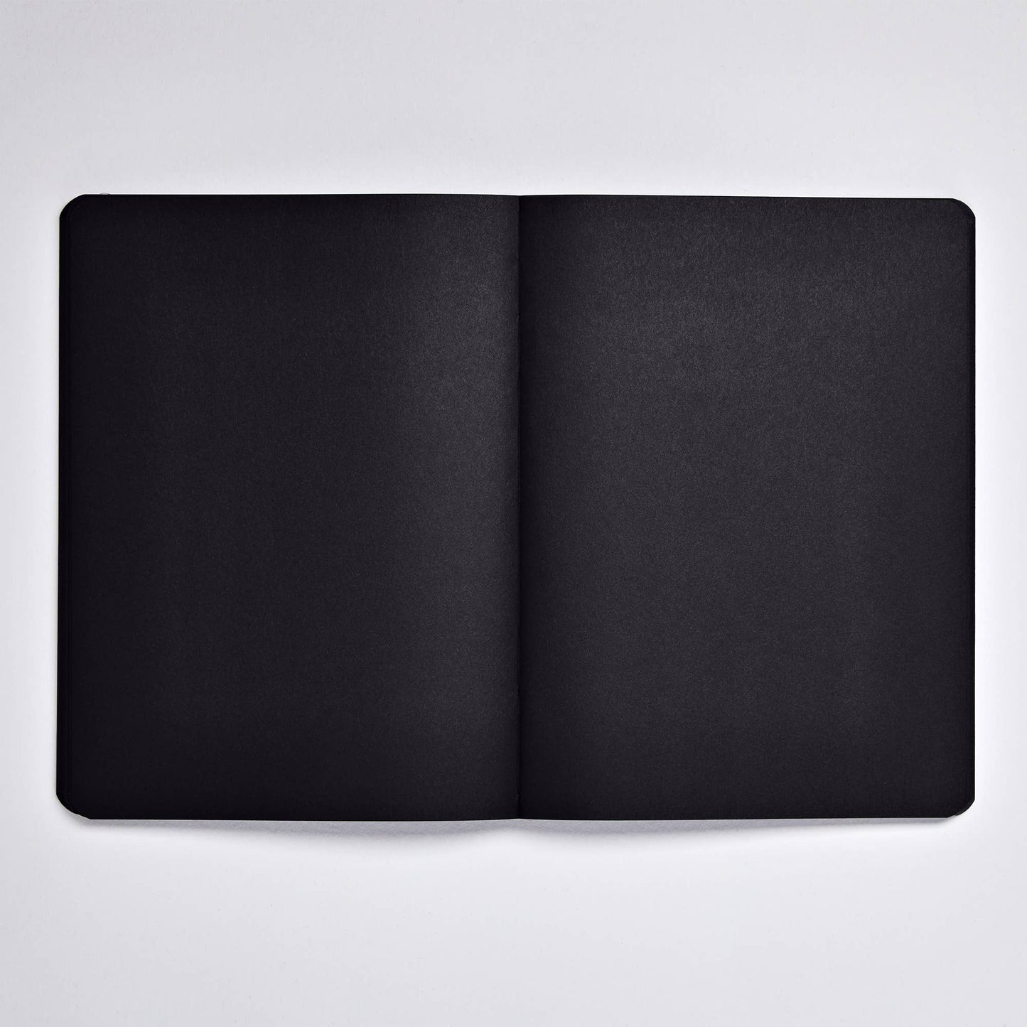 Not White Black - L Light | A5+ | schwarze Seiten