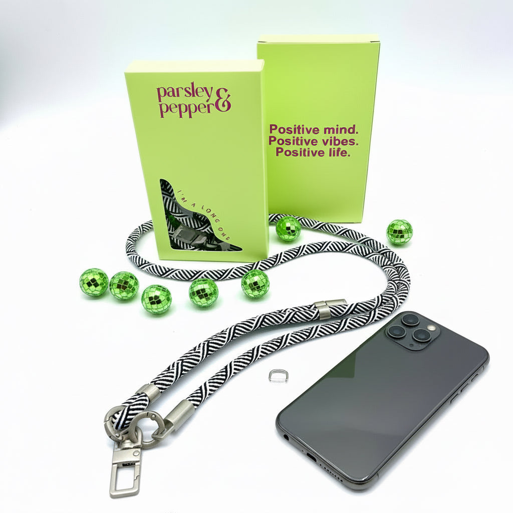 Handykette lang Schwarz weiß gemustert Silber